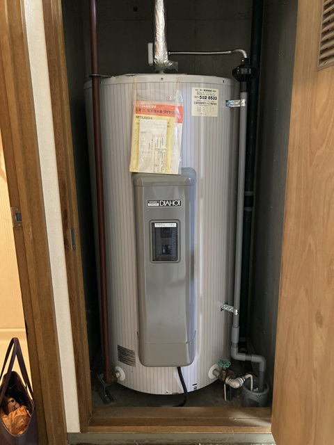 電気温水器